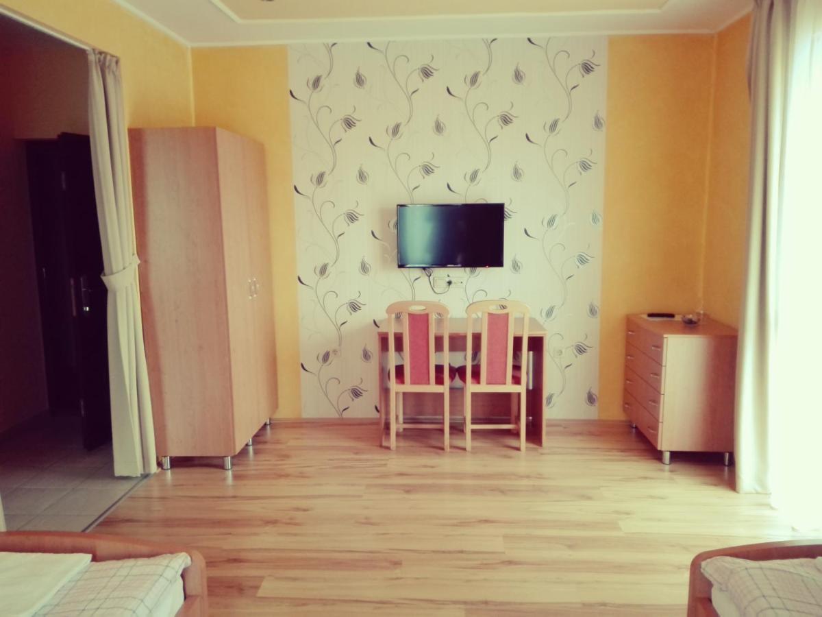 Fonix Apartmanhaz Nagypáli Eksteriør billede