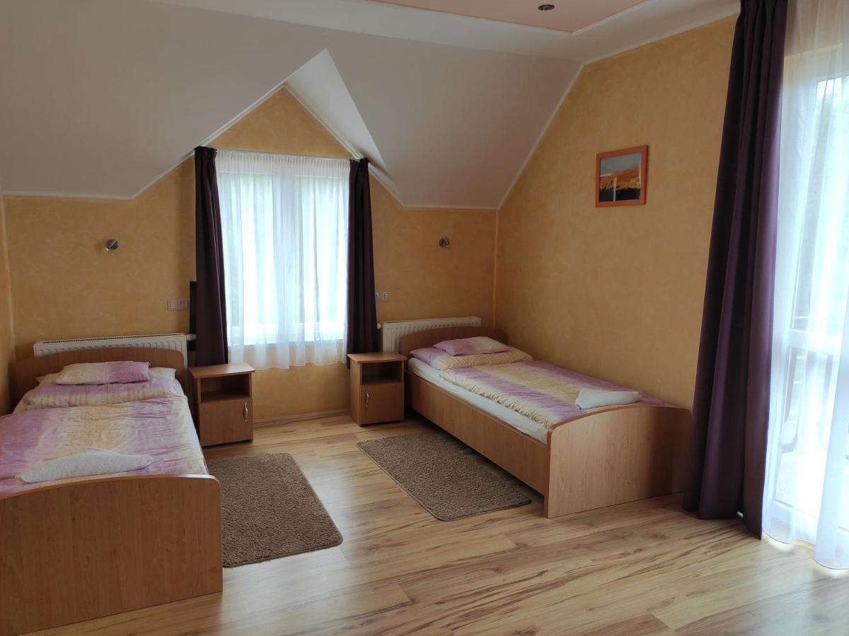 Fonix Apartmanhaz Nagypáli Eksteriør billede